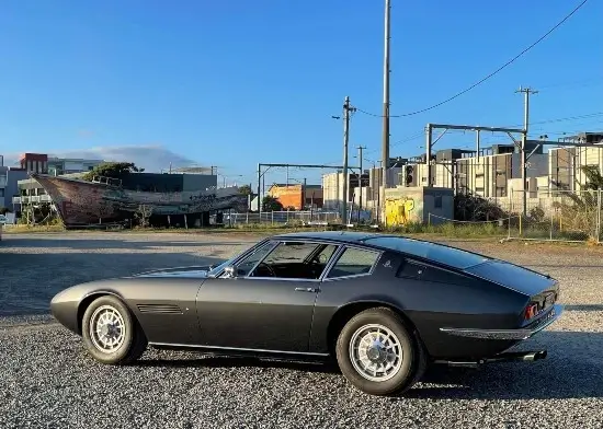 215/70VR15 CN12 PIRELLI CINTURATO ™ on a Borrani Wheel